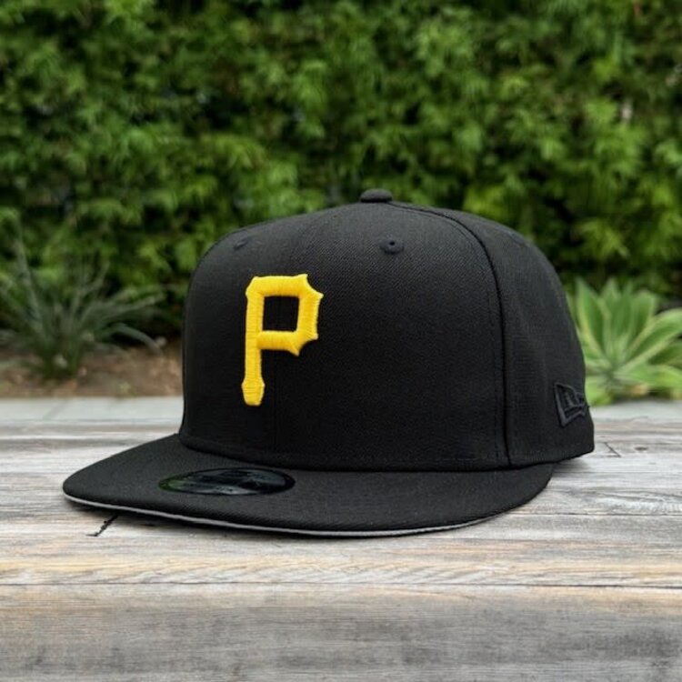 New Era Pirates Black Mexico Flag Side Patch 950