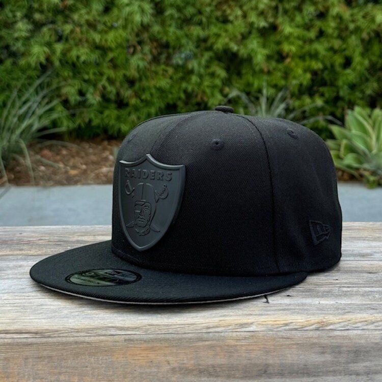New Era Raiders Black Black Metal Logo 60th Anniv 950 Snapback