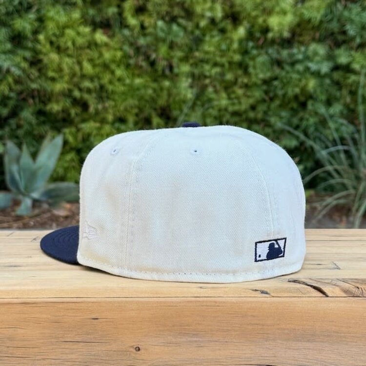 New Era Dead Stock - LA Ivory/Navy 88 WS Green UV