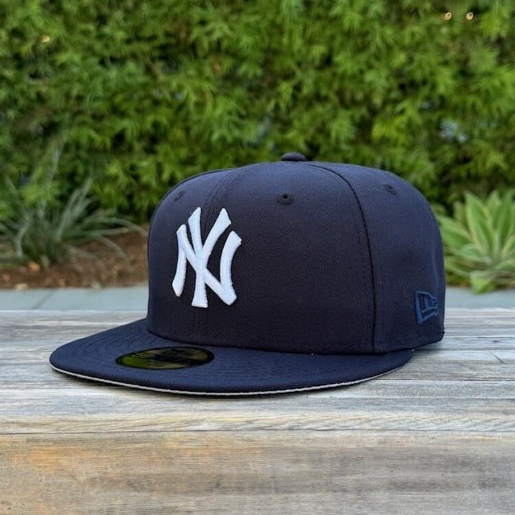 New Era NY Yankees Navy Mexico Flag SP Fitted