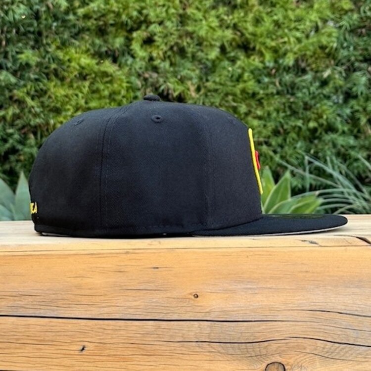 New Era Club America Black Official Logo