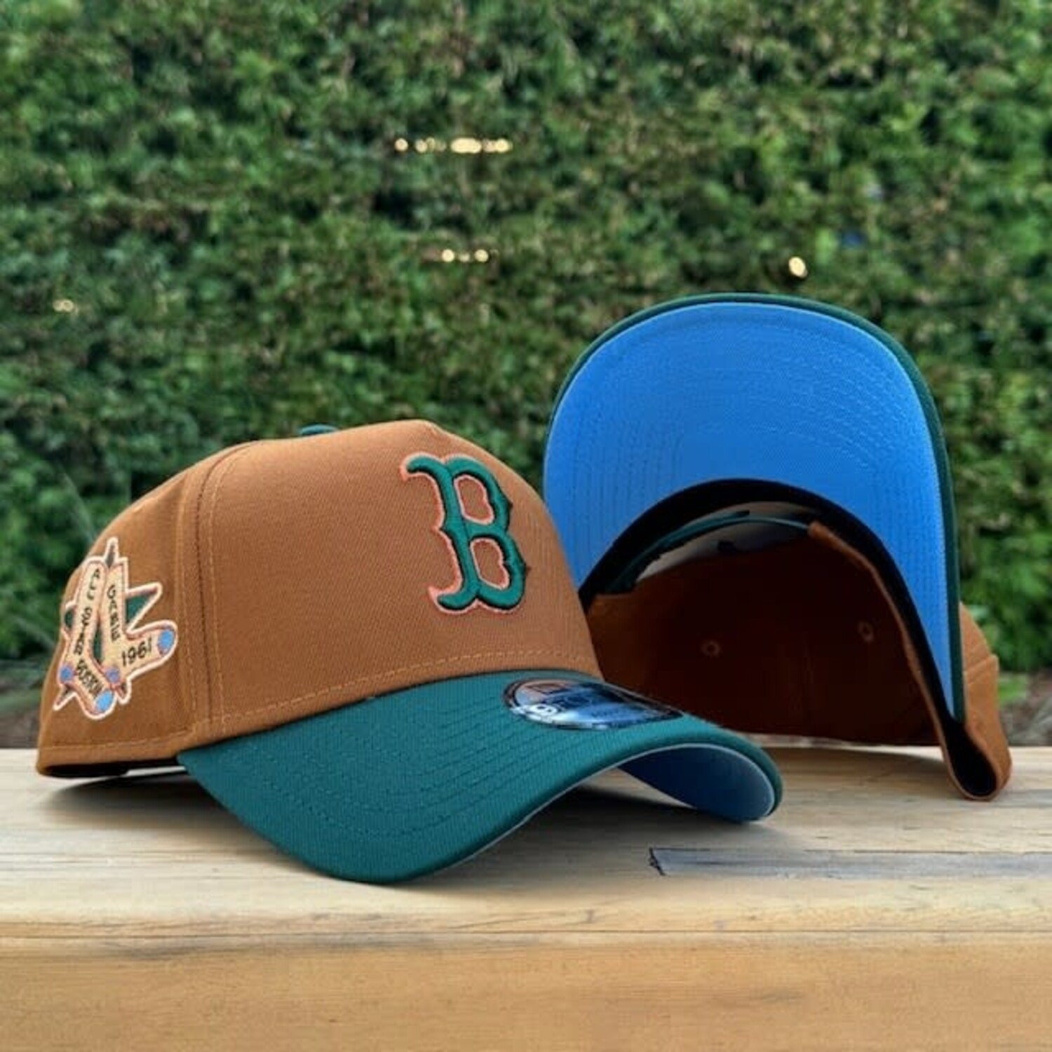 Boston Peanut/Dark Green Metallic Copper 1961 ASG Blue UV 940 AF