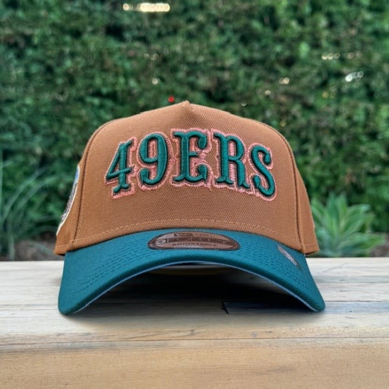 49ers Peanut/Dark Green Metallic Copper Pro Bowl Blue UV 940 AF