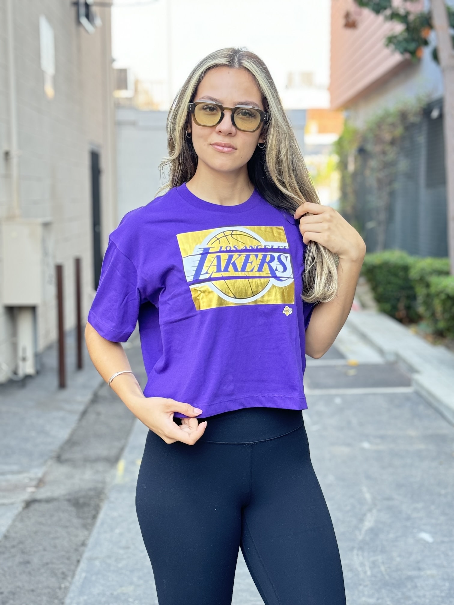 売れ筋商品|||ニューエラ カットソー トップス レディース Women's Purple Los Angeles Lakers Oversized Boxy Crop T-Shirt Purple new-era-la-lakers-womens-ne-