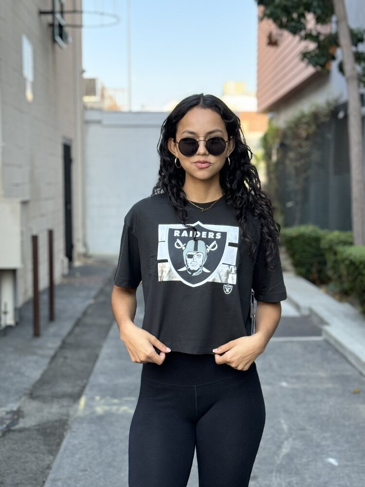 New Era Raiders Women's NE Primary Logo Foil Black Crew SS Crop Tee