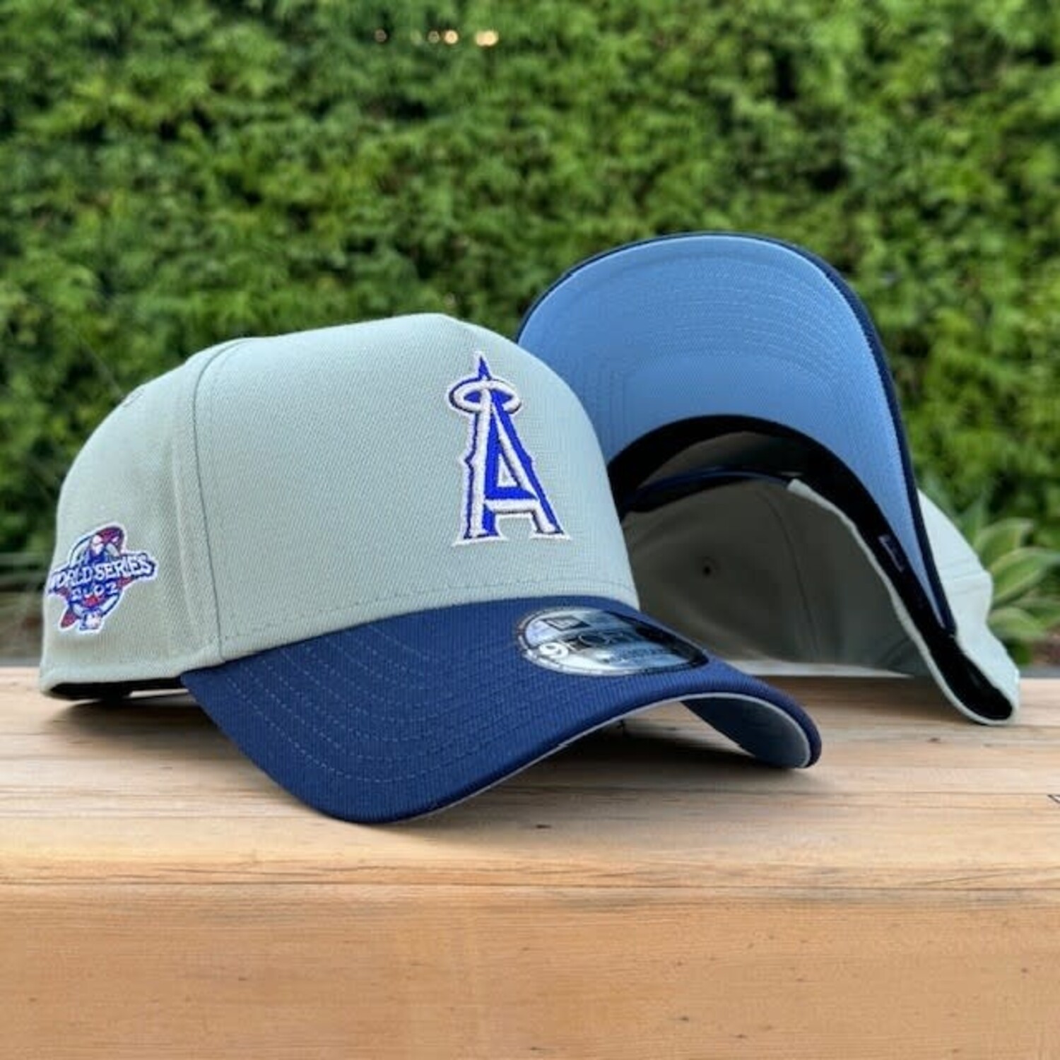Angels Everest/Navy 2002 WS Blue UV 940 A-Frame - The Locker Room