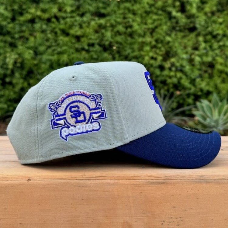 New Era San Diego Padres Everest/Navy 2002 WS Blue UV 940  A-Frame