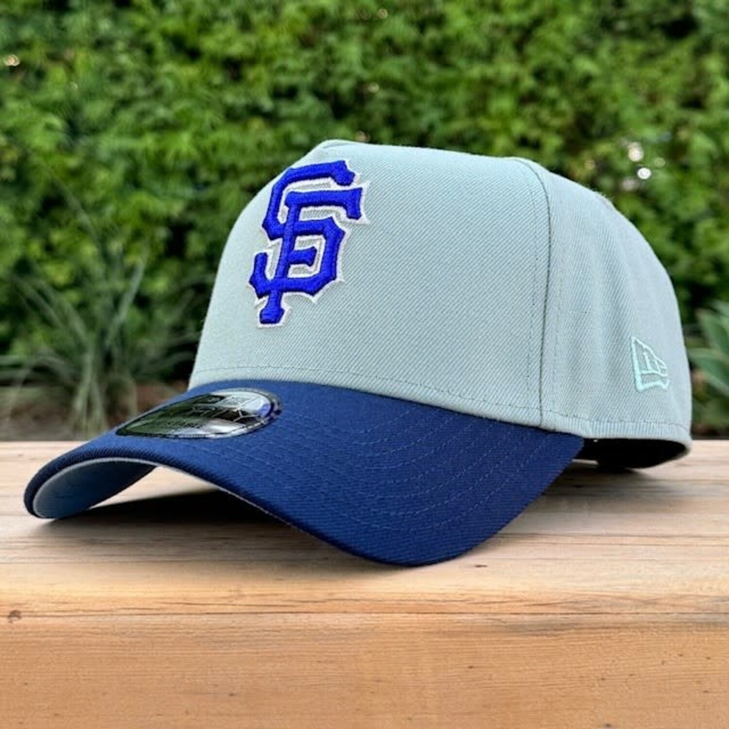 SF Giants Everest/Navy 2014 WS Blue UV 940 A-Frame - The Locker