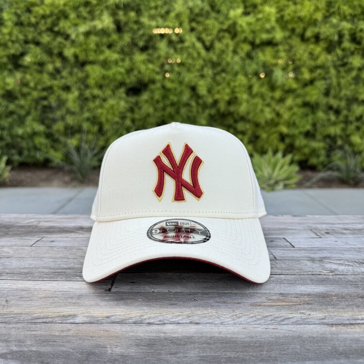 New Era NY Ivory 2000 WS Red UV 940 A-Frame
