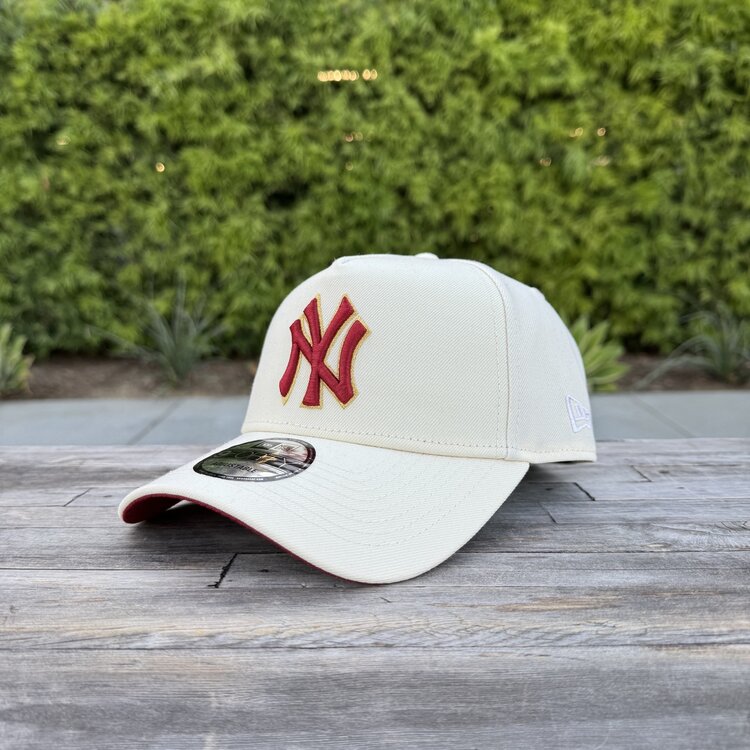 New Era NY Ivory 2000 WS Red UV 940 A-Frame