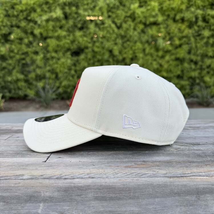 New Era NY Ivory 2000 WS Red UV 940 A-Frame