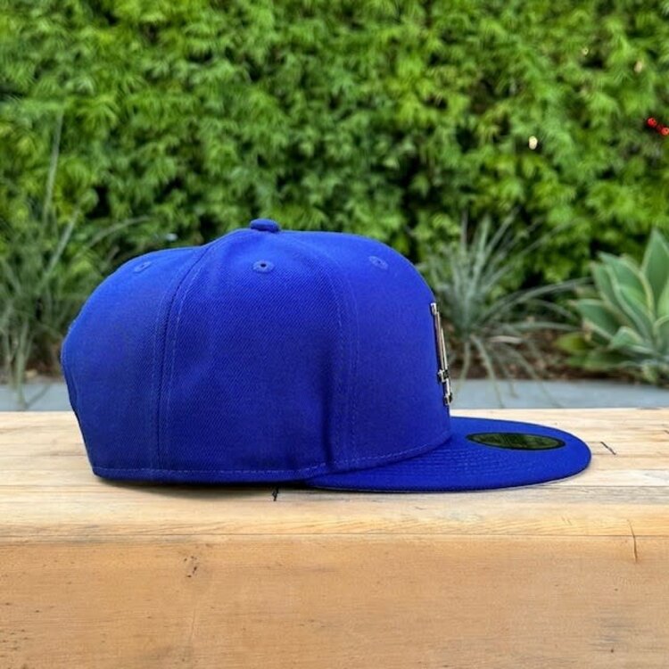 New Era LA Dodgers Royal Silver Metal Logo 950 Snapback