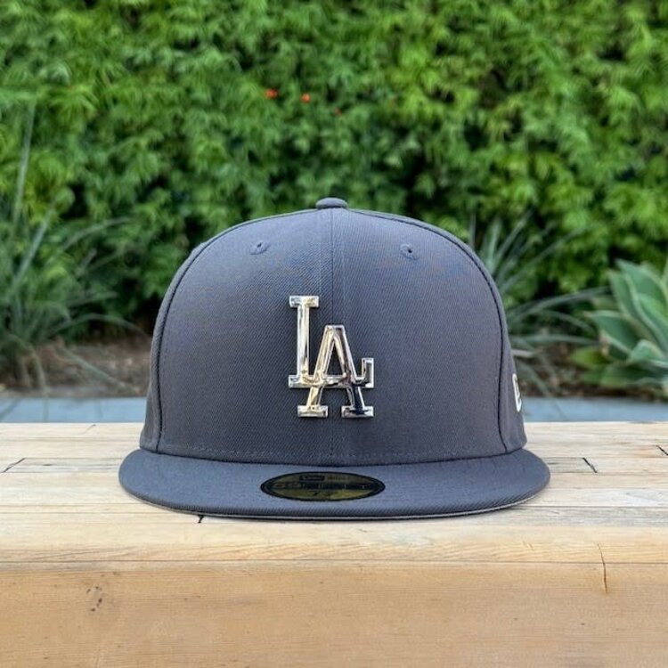 New Era LA Dodgers Graphite Silver Metal Fitted