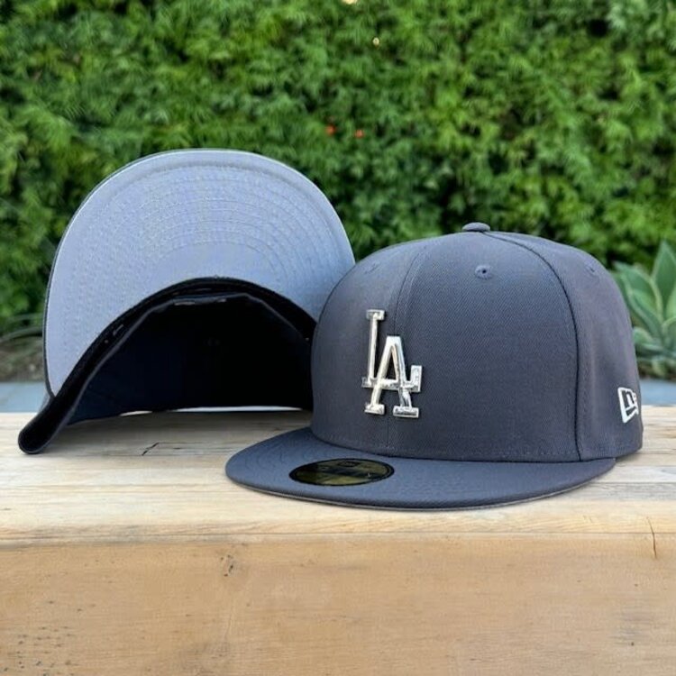 New Era LA Dodgers Graphite Silver Metal Fitted