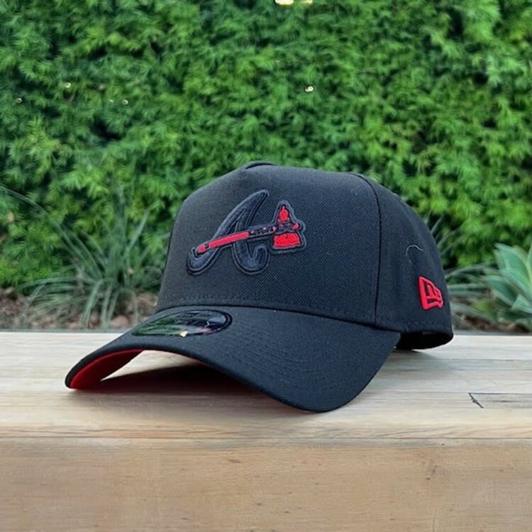 New Era Braves Black Red Outline Inaugural Red UV 940AF