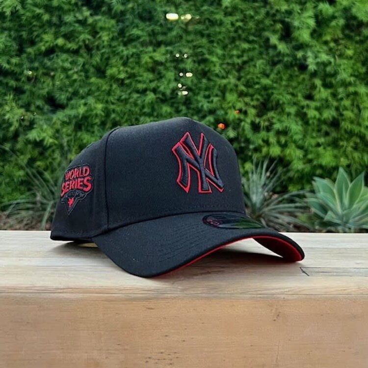 New Era NY Yankees Black Red Outline 2009 WS Red UV 940AF