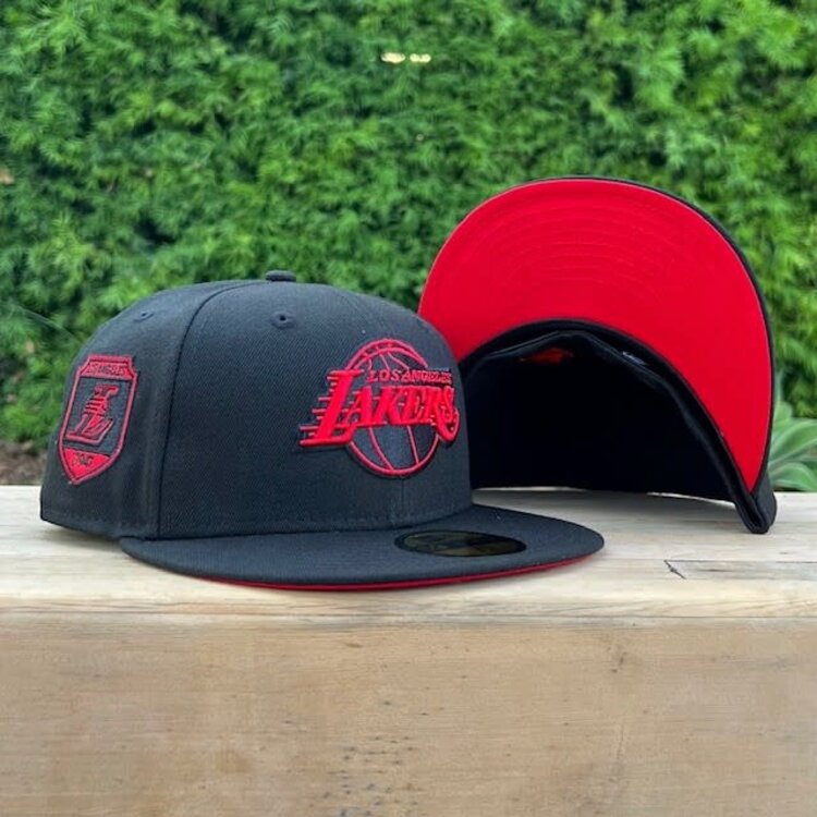 New Era Lakers Black Red Outline Crest SP Red UV Fitted