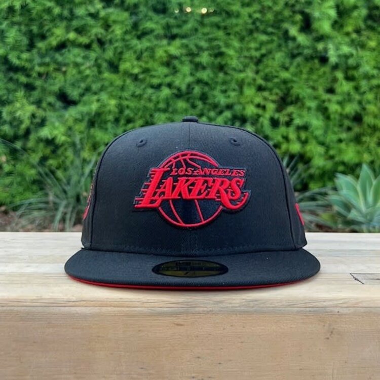 New Era Lakers Black Red Outline Crest SP Red UV Fitted