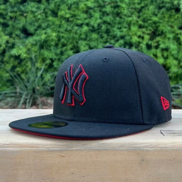 New Era NY Yankees Black Red Outline 2009 WS Red UV Fitted