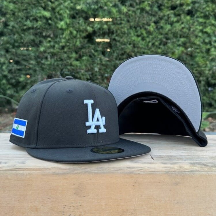 New Era LA Dodgers Black El Salvador SP
