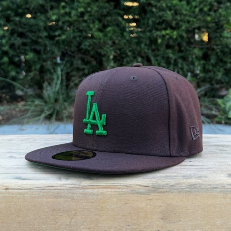 New Era LA Dark Brown Metallic Green 60th Stadium