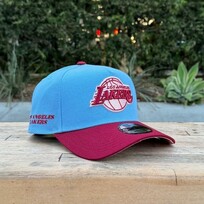 New Era Lakers Sky Blue/Cardinal Outline Side Patch Blush UV 940AF