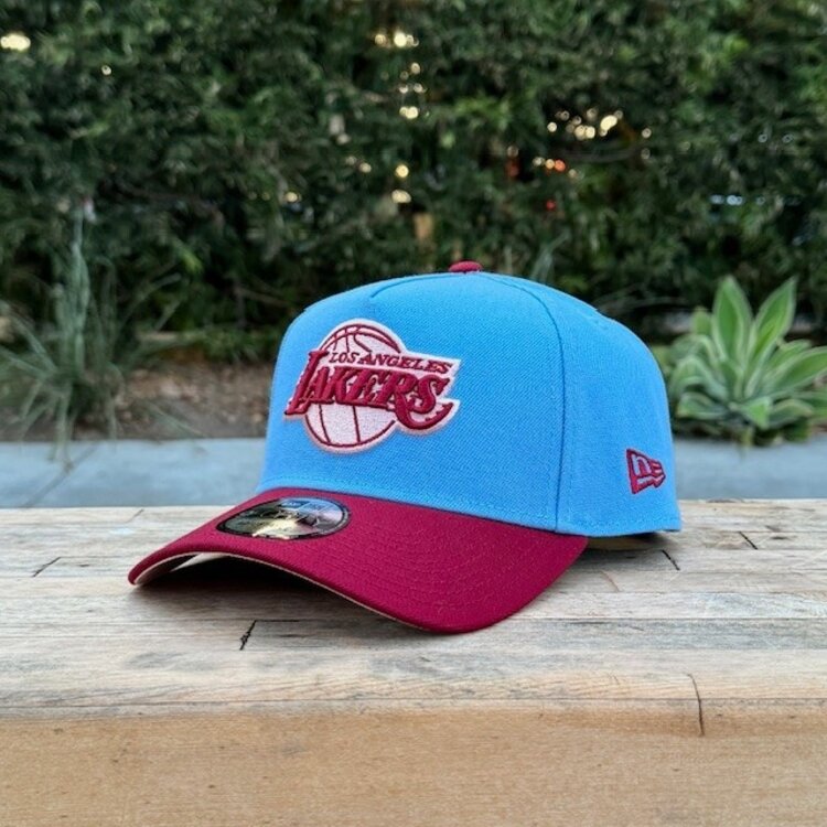 New Era Lakers Sky Blue/Cardinal Outline Side Patch Blush UV 940AF