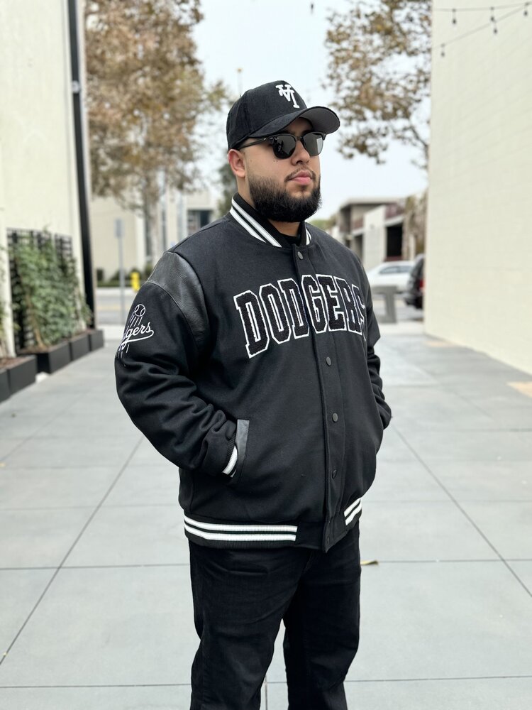 G-III Dodgers Men's Clutch Hitter Varsity Button Snap Jacket Black White