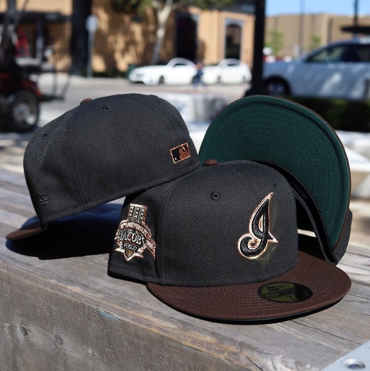 New Era Cleveland "I" Black /Brown GUV