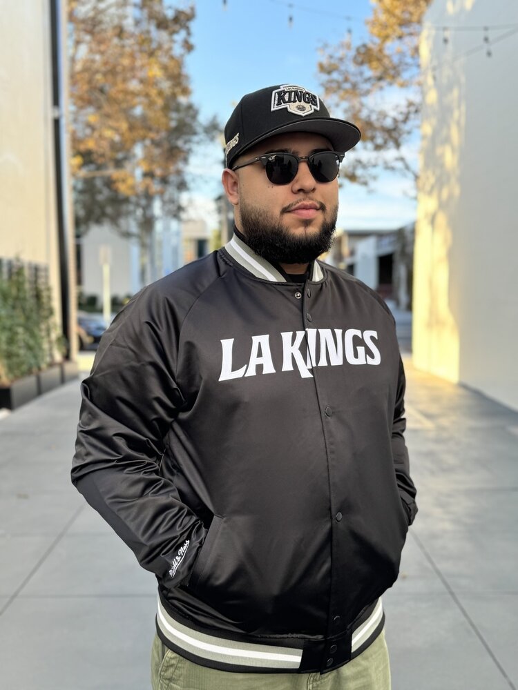 Mitchell and Ness LA Kings M&N Men's Lightweight Satin Jacket Black