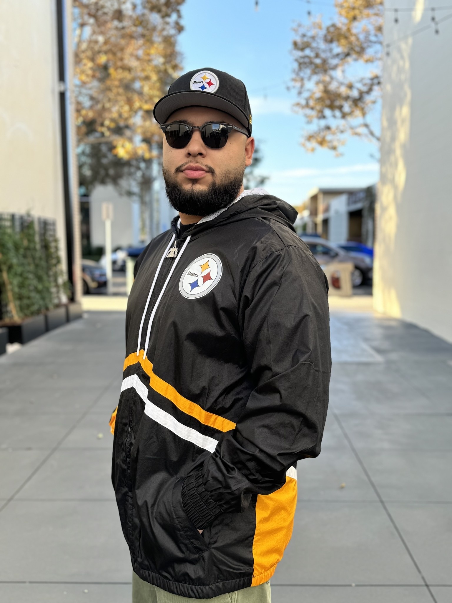 【正規品直輸入】 Steelers Men's M&N Undeniable F/Z Windbreaker - The Locker ウォームアップウェア