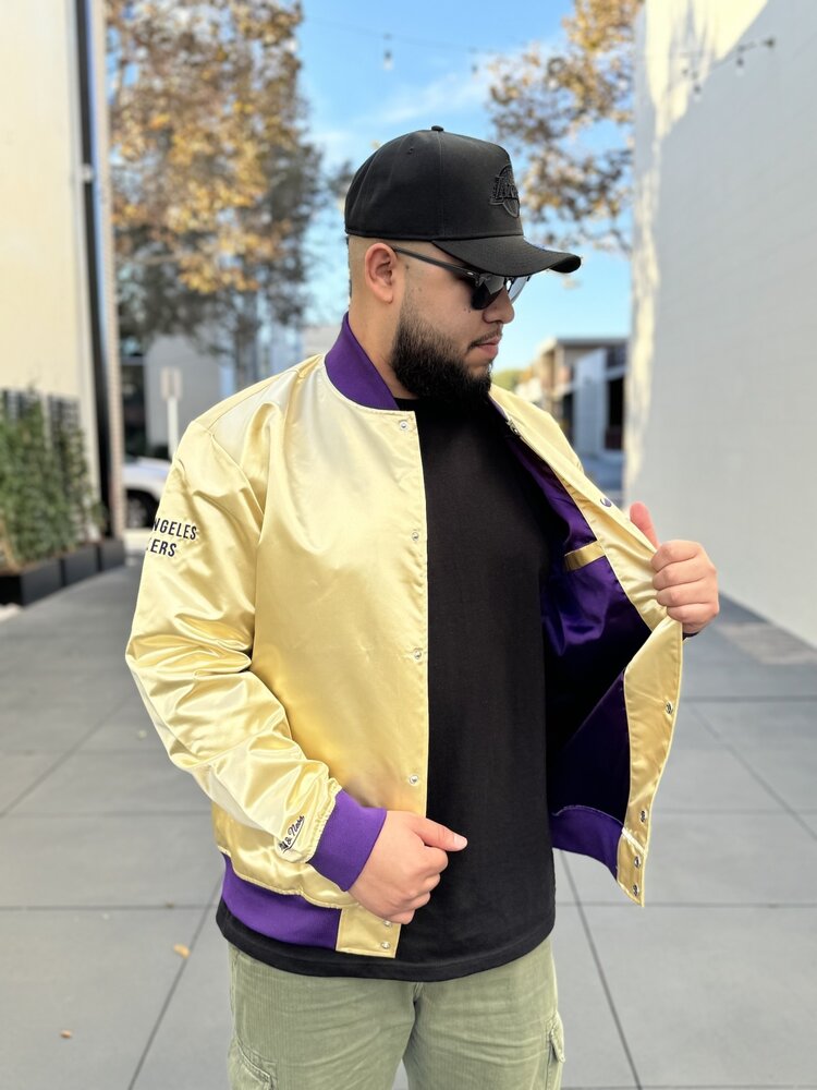 Mitchell and Ness LA Lakers M&N Lightweight Satin Jacket Light Gold