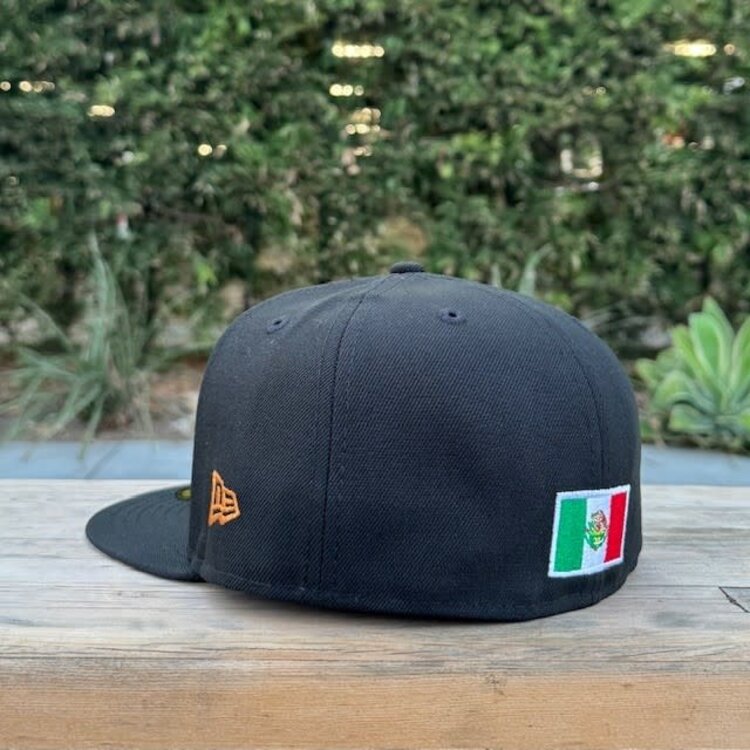 New Era El Gallo Black Mexico Flag Back Hit Gray UV