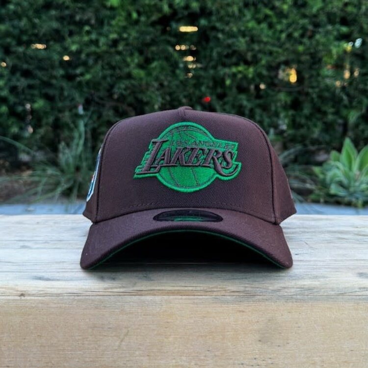 New Era Lakers Dark Brown Metallic 1947 SP 940 A-Frame
