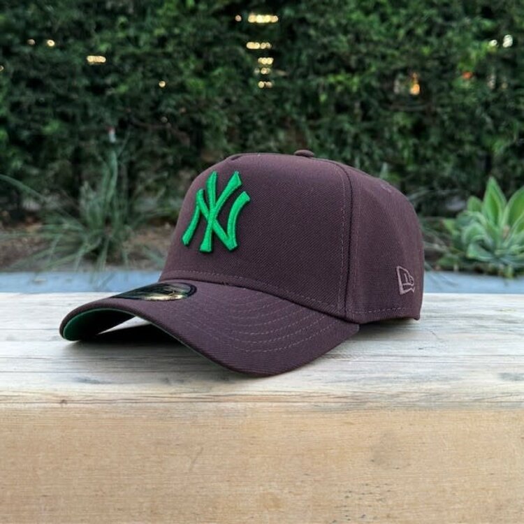 New Era NY Dark Brown Metallic Green 50th Stadium 940 A-Frame