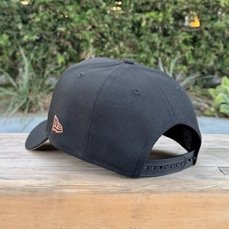 New Era Mighty Ducks Black Decade Anniversary SP 940 A-Frame