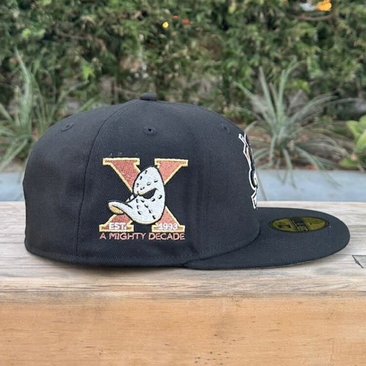 New Era Mighty Ducks Black Decade Anniversary SP