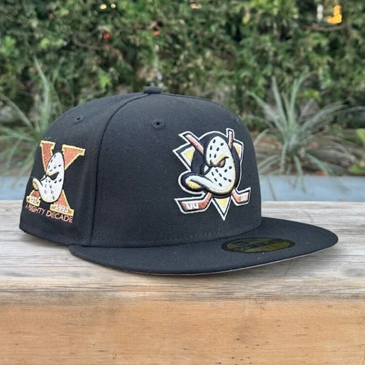 New Era Mighty Ducks Black Decade Anniversary SP