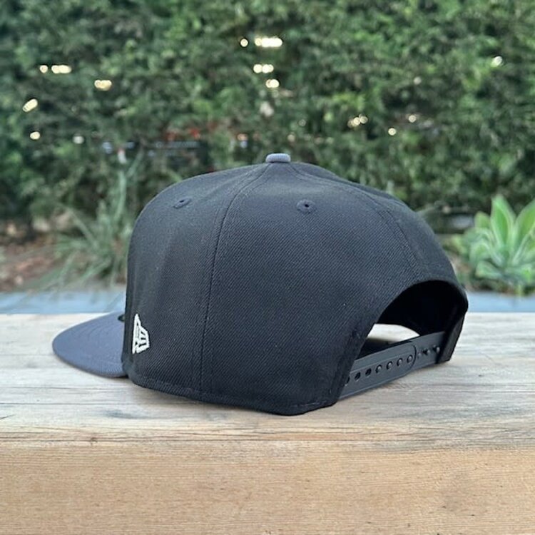New Era LA Kings Black/Graphite 950 Snapback