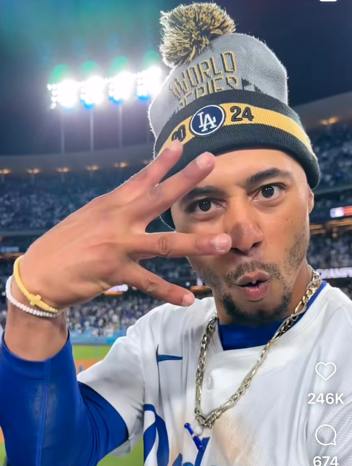 LA Dodgers 2024 Champions キャップとビーニーセット LA Dodgers 2024 National League Champions Locker Room Knit