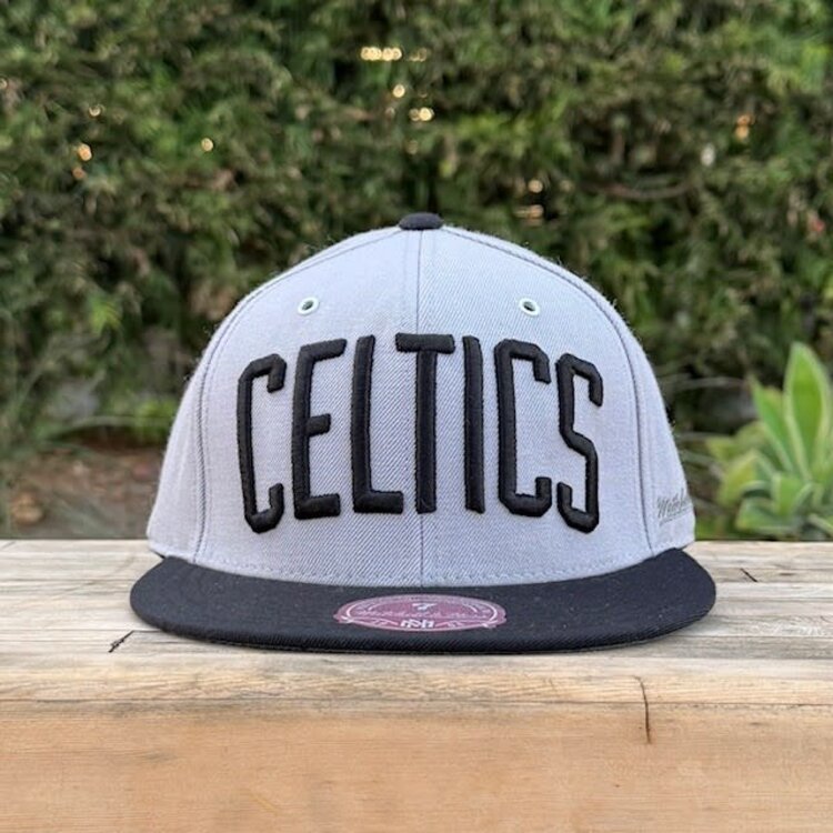 Mitchell and Ness Boston Celtics M&N Gray/ Black Fitted