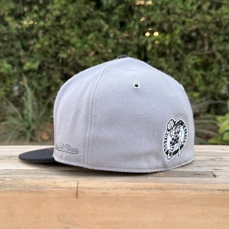 Mitchell and Ness Boston Celtics M&N Gray/ Black Fitted