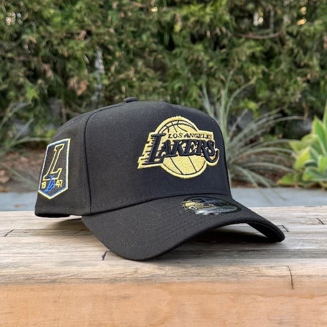 new-era-lakers-black-metallic-