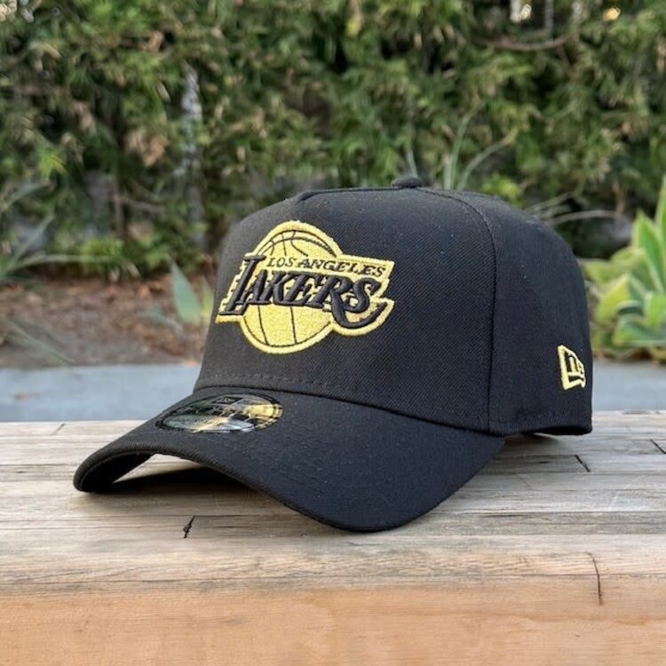 New Era Lakers Black Metallic Gold 1947 SP 940 A-Frame