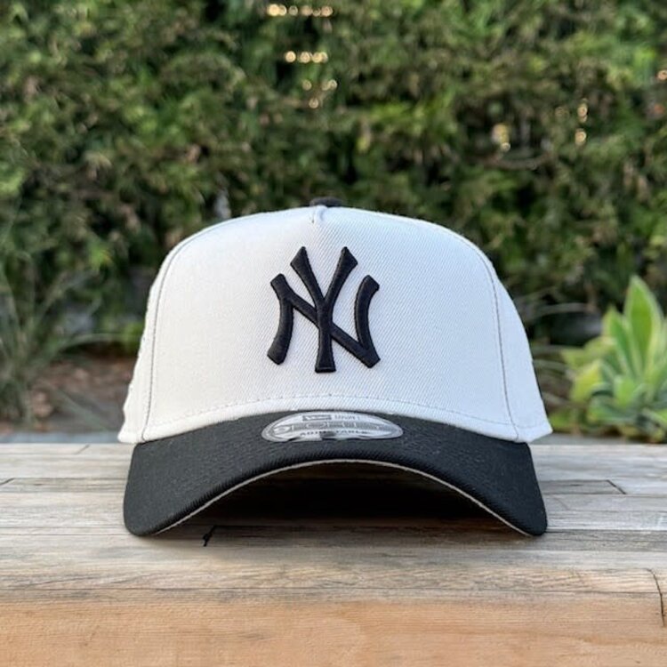 New Era NY Stone/Black 2000 World Series 940 A-Frame