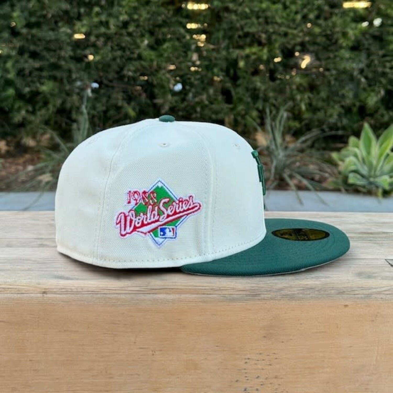 LA Upside Down Ivory/Green 1988 WS - The Locker Room of Downey