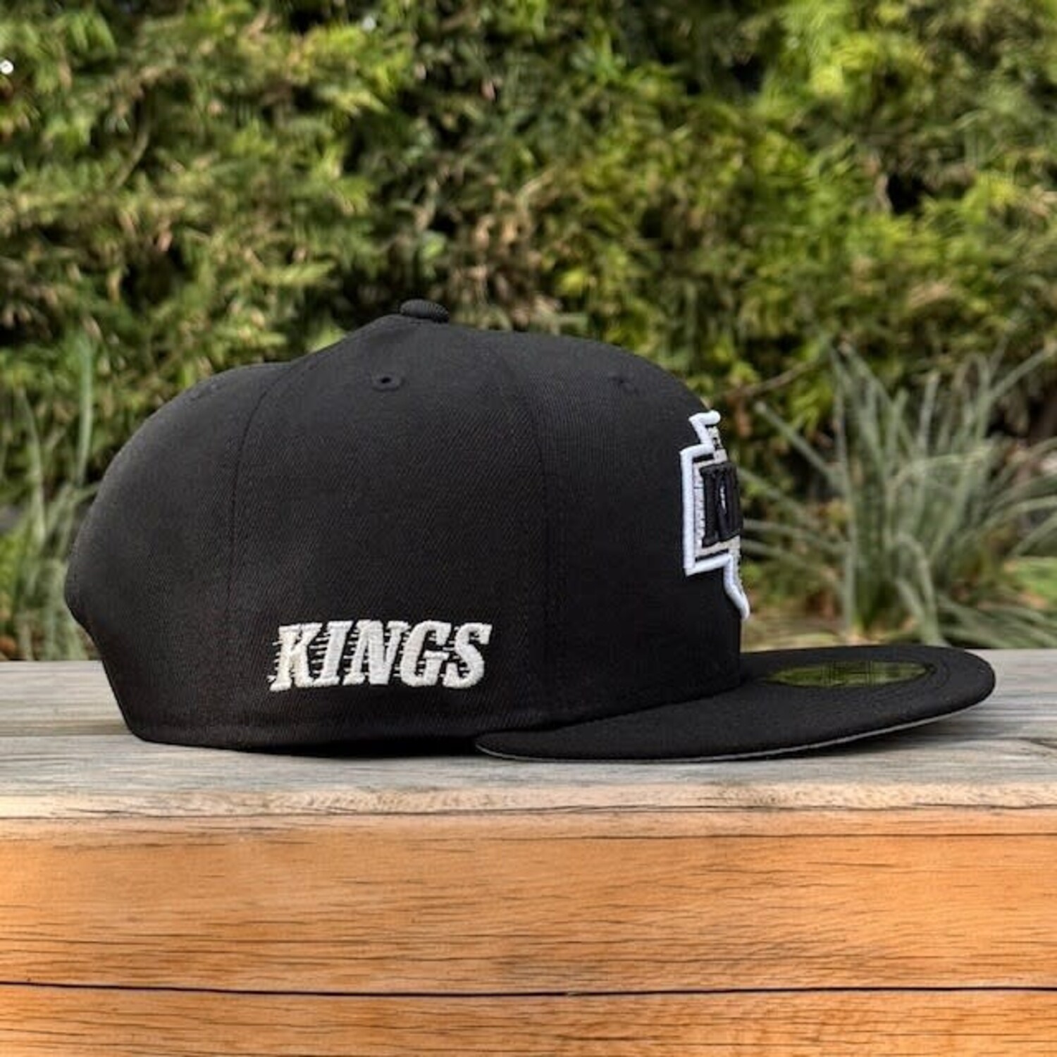 LA Kings Black Team SP 950 Snapback - The Locker Room of Downey
