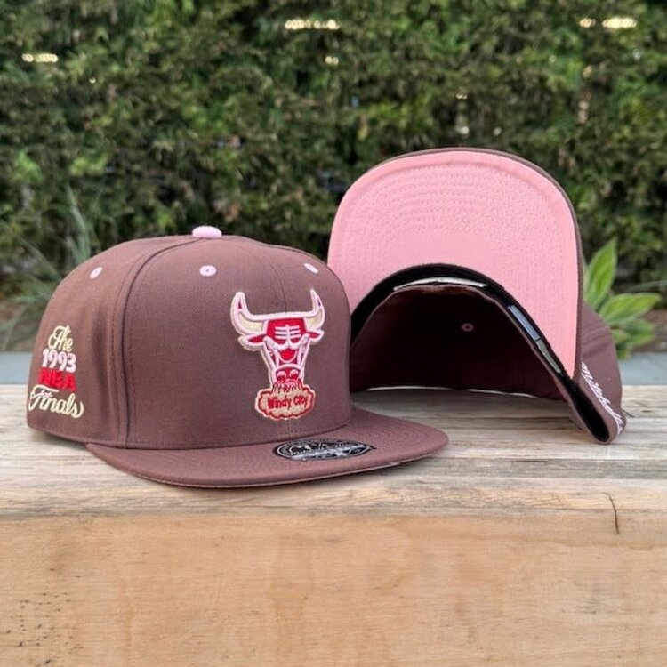 Mitchell and Ness Bulls Brown Sugar Bacon