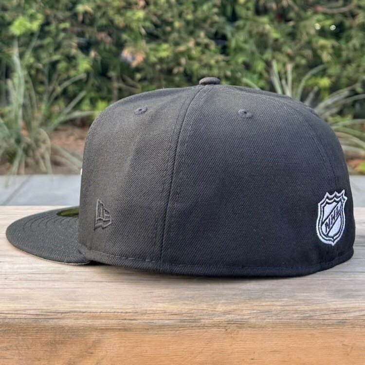 New Era LA Kings Black White Script Fitted