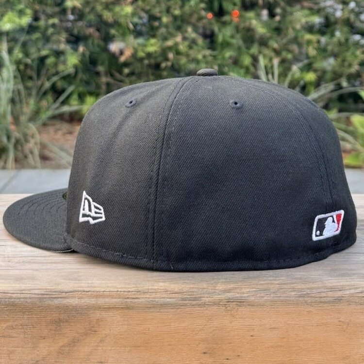 New Era LA Black White Metallic Viva